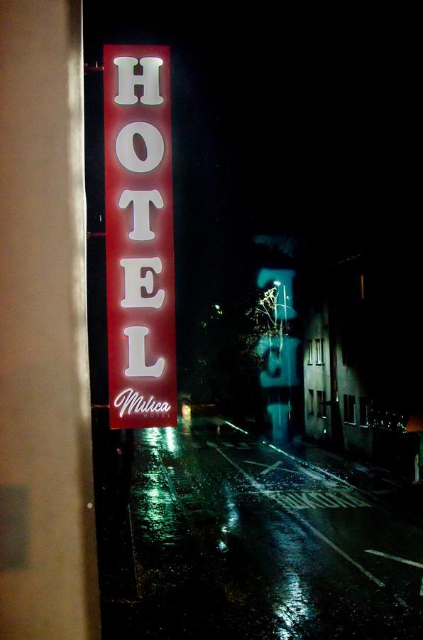 Hotel Metohija Gacko 外观 照片